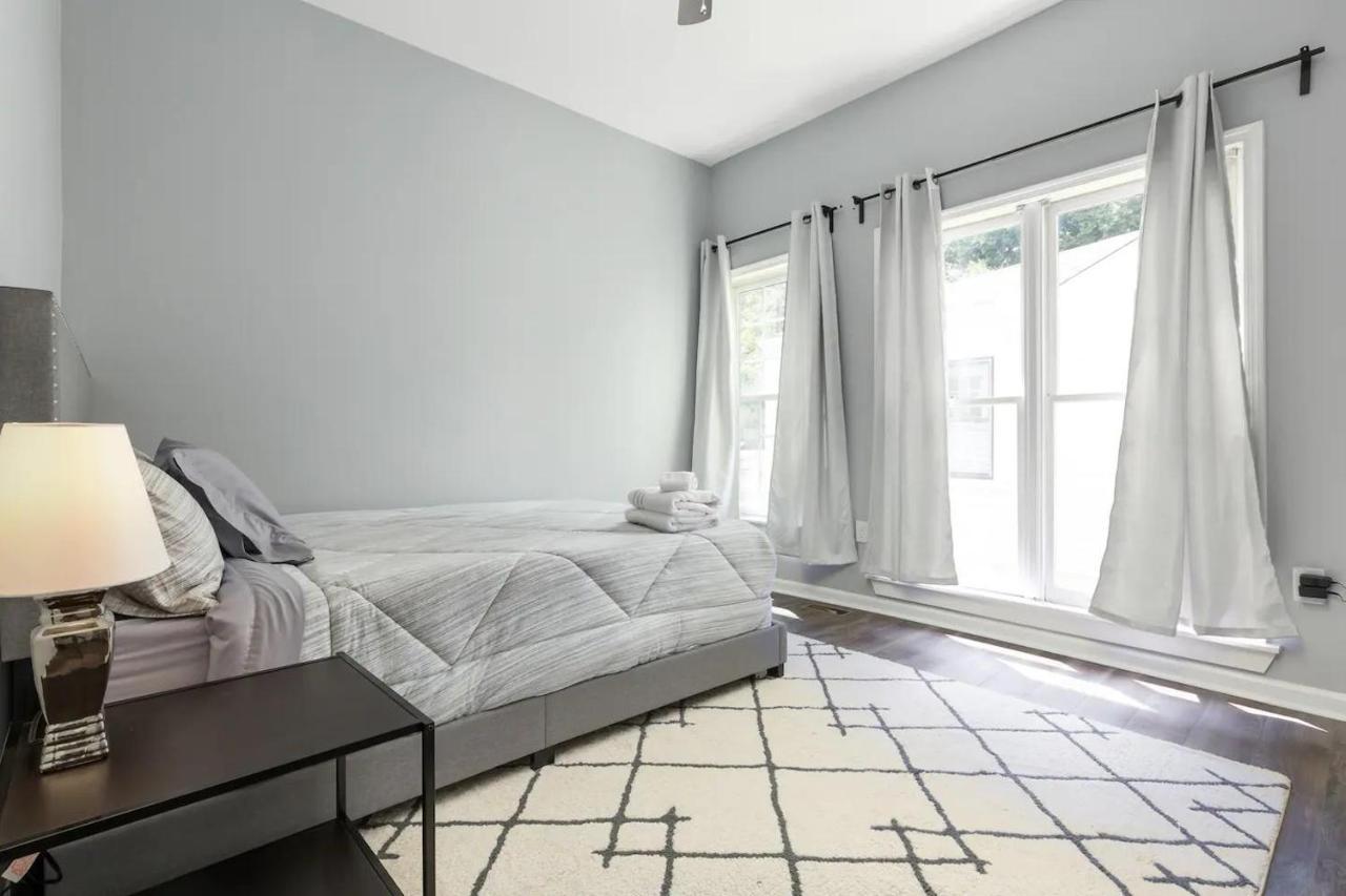 Recently Renovated Chic Durham Farmhouse Eksteriør billede